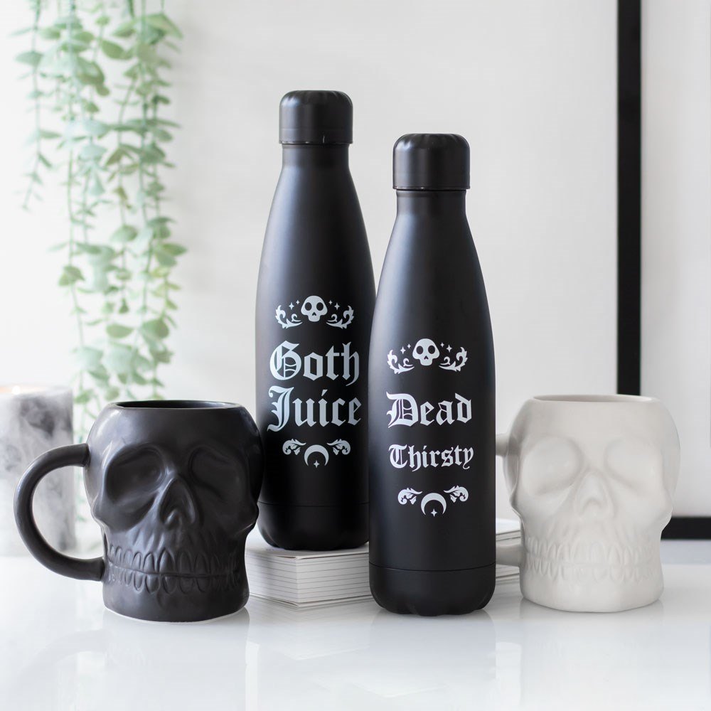 Matte White Skull-Shaped Ceramic Mug (500ml)4