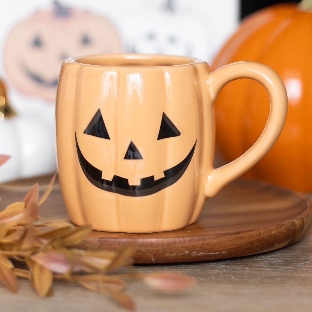 Jack-o'-Lantern Pumpkin-Shaped Ceramic Mug (380ml)5