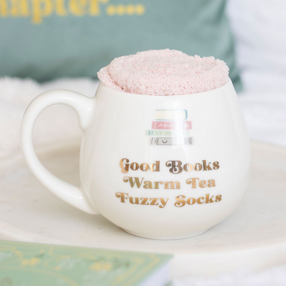 Good Books, Warm Socks, Hot Tea Mug & Socks Gift Set (450ml)3