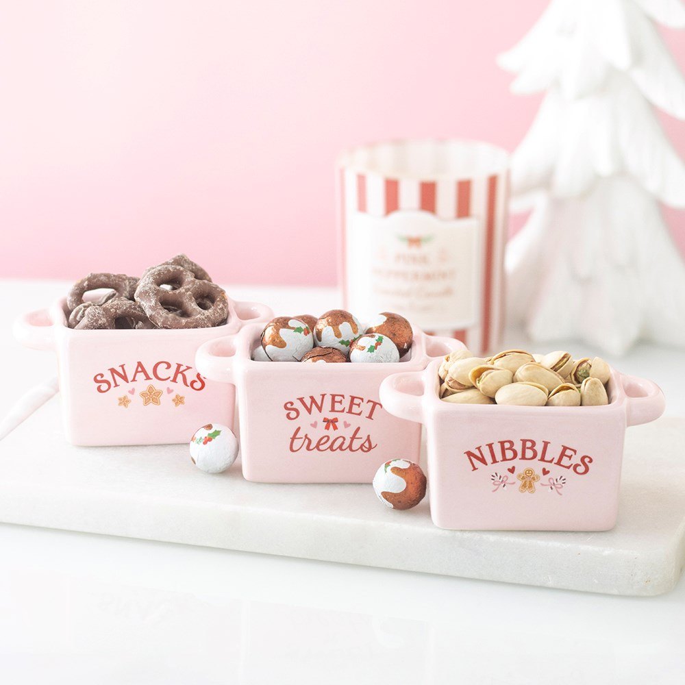 Sugarplum Bakery Christmas Snack Bowls – Set of 34