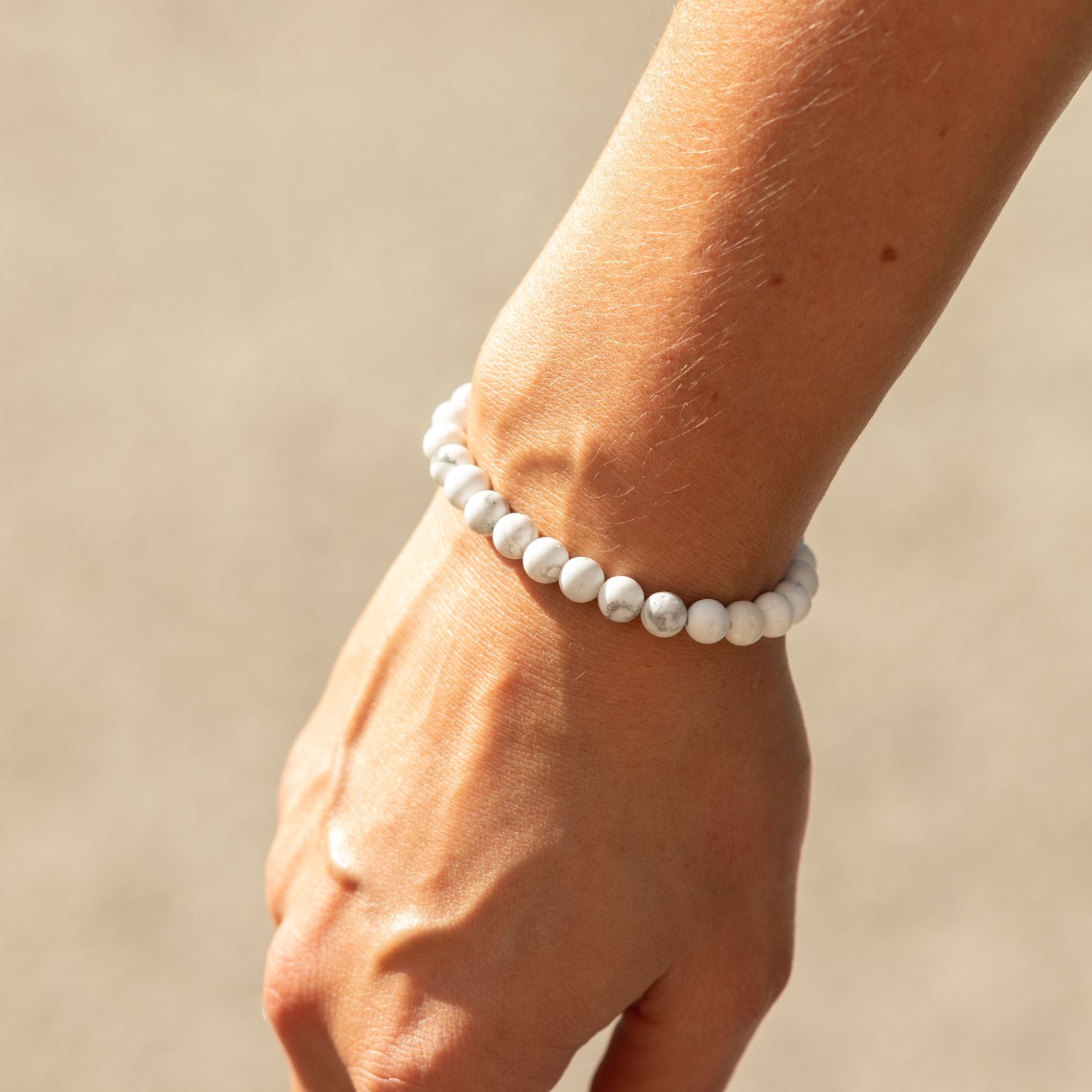 Petite Power Bracelet – Howlite – 17cm x 6mm1