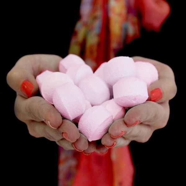 Rose Chill Pills Mini Bath Bombs – 1.3kg Box1