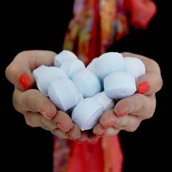 Lavender Chill Pills Mini Bath Bombs – 1.3kg Box1