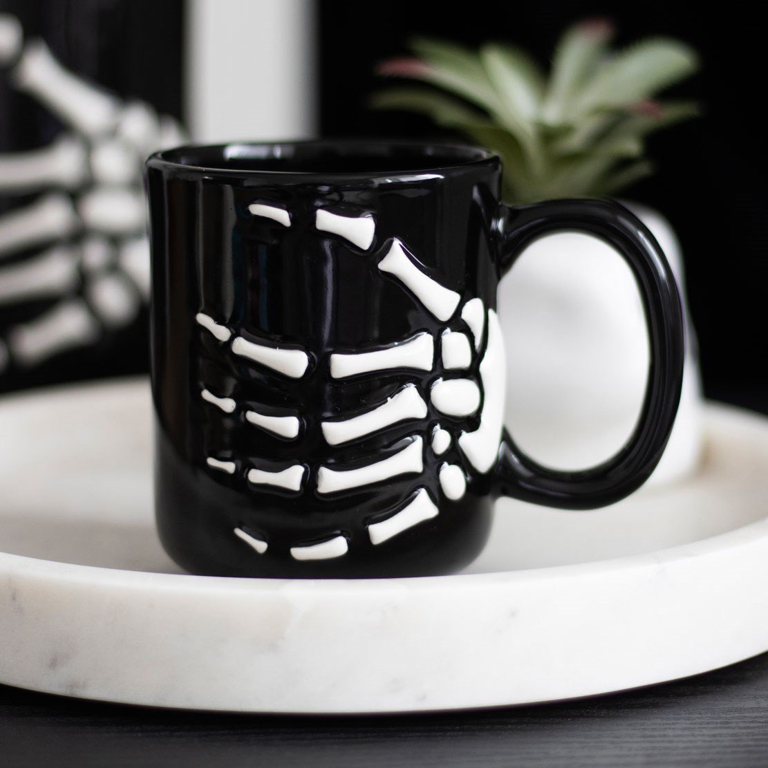 Skeleton Hand Mug – 350ml5
