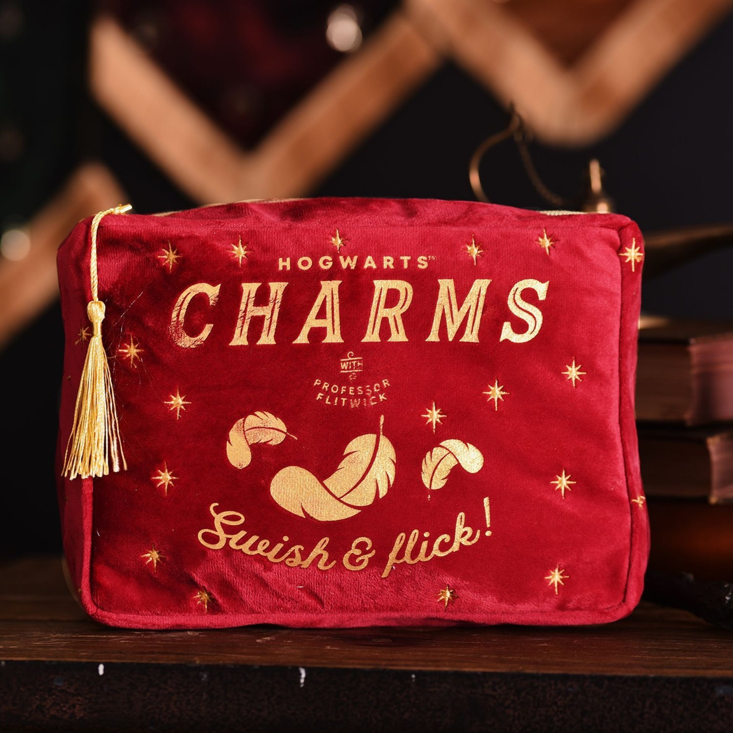 Harry Potter Alumni Charms Velvet Wash Bag3