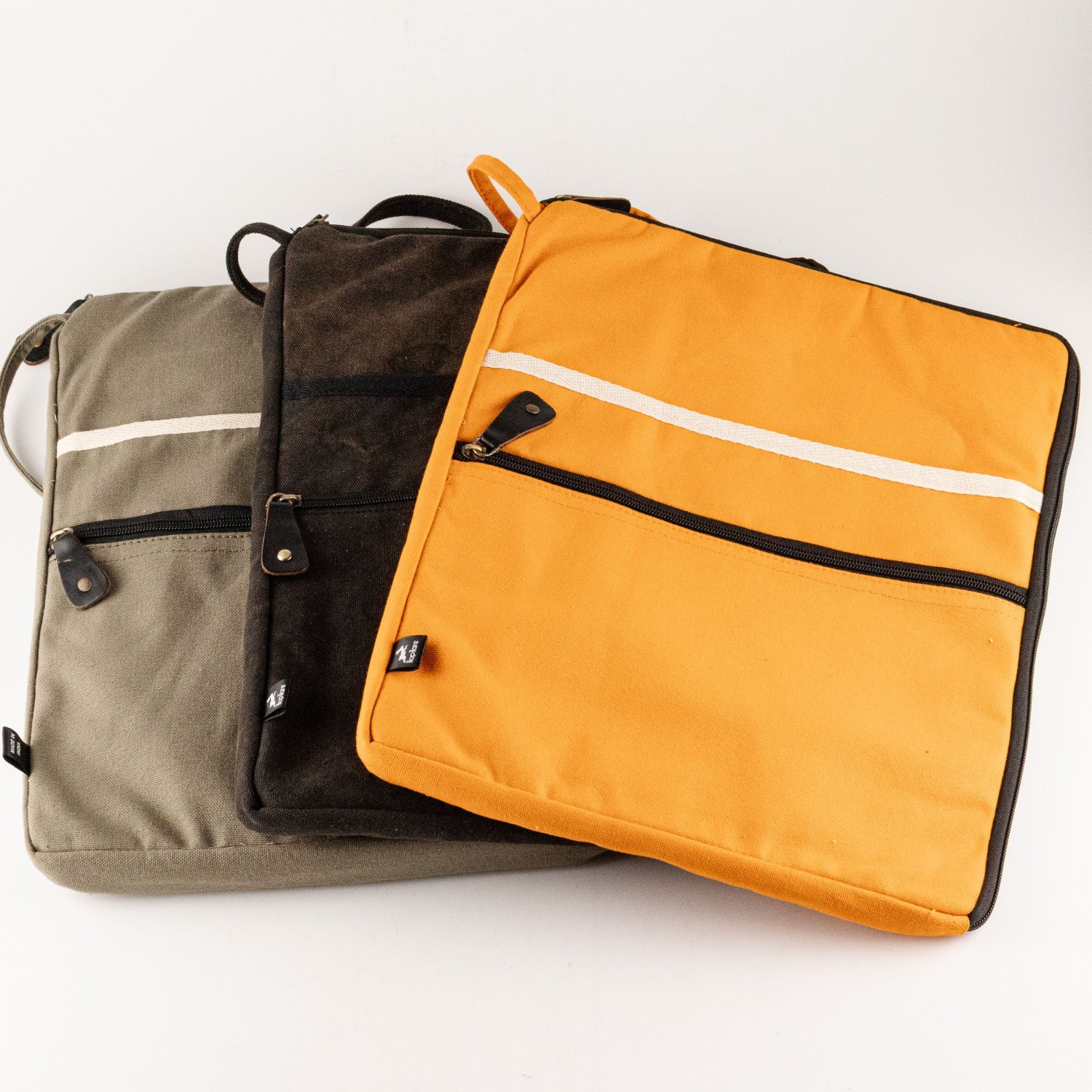 Hop Hare Orange Canvas Large Laptop Pouch8