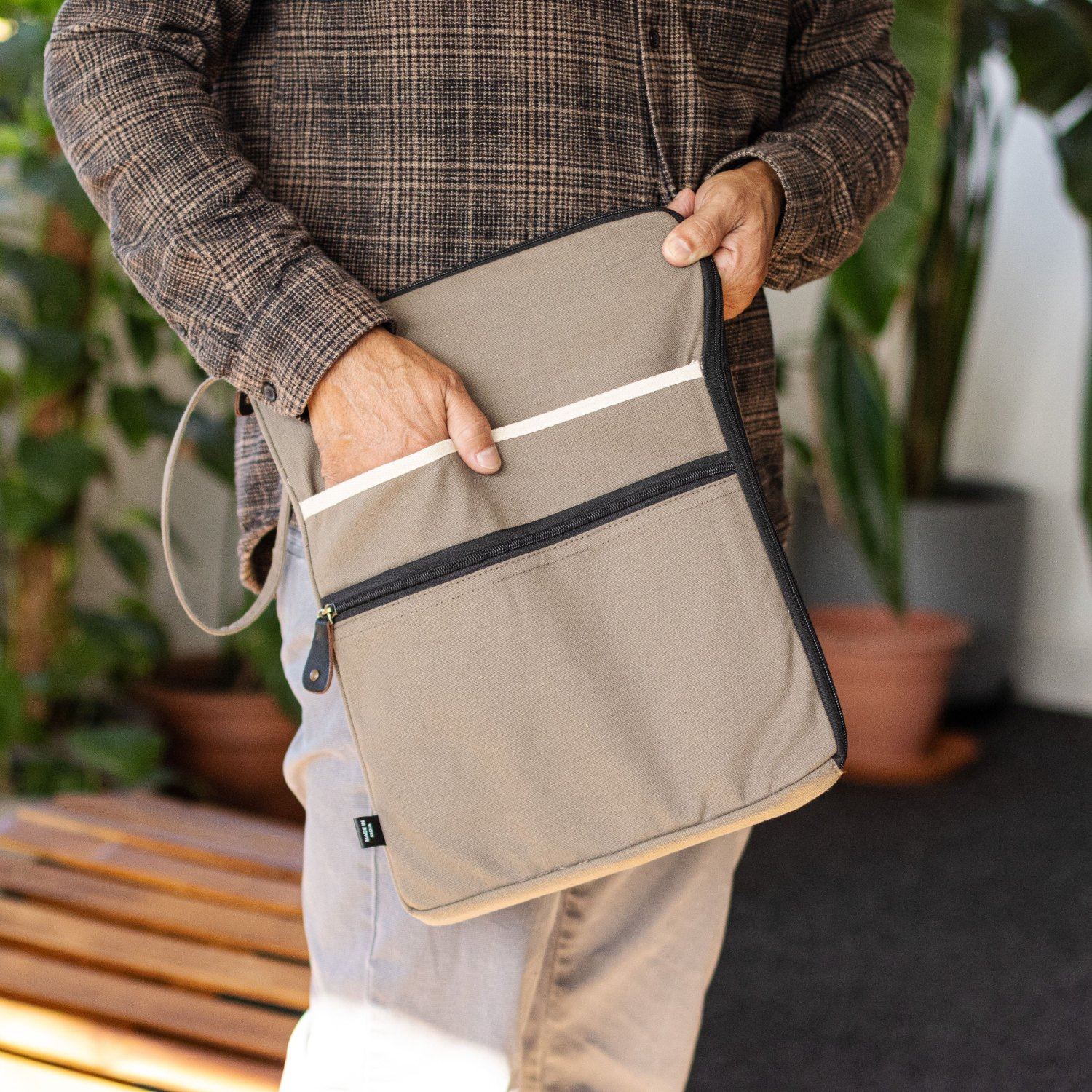 Hop Hare Olive Canvas Large Laptop Pouch14