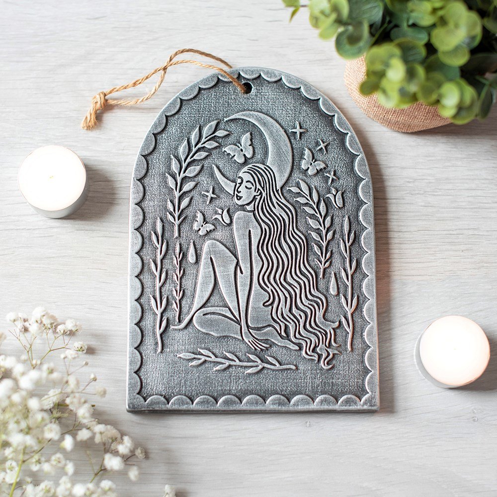 Moon Goddess Terracotta Wall Plaque – Silver Effect3