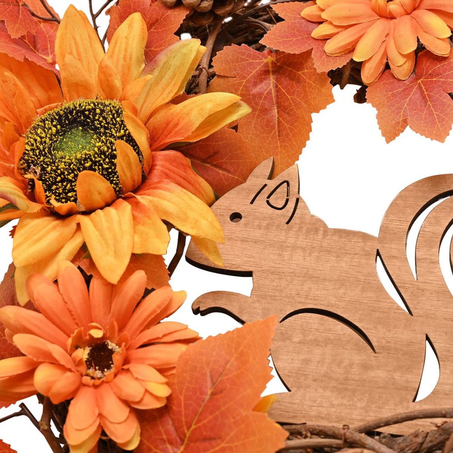 Country Living Handmade Autumn Wreath with Squirrel1