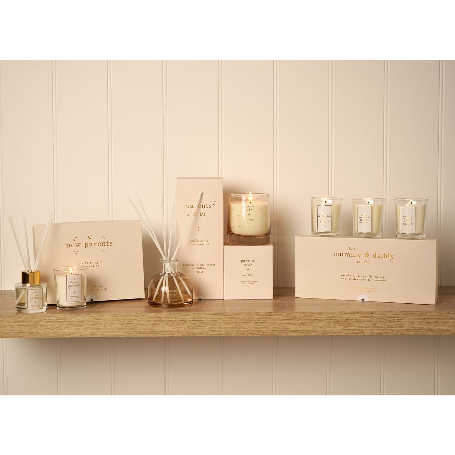 ‘Parents to Be’ Scented Soy Candle - Bergamot & Pink Pepper7