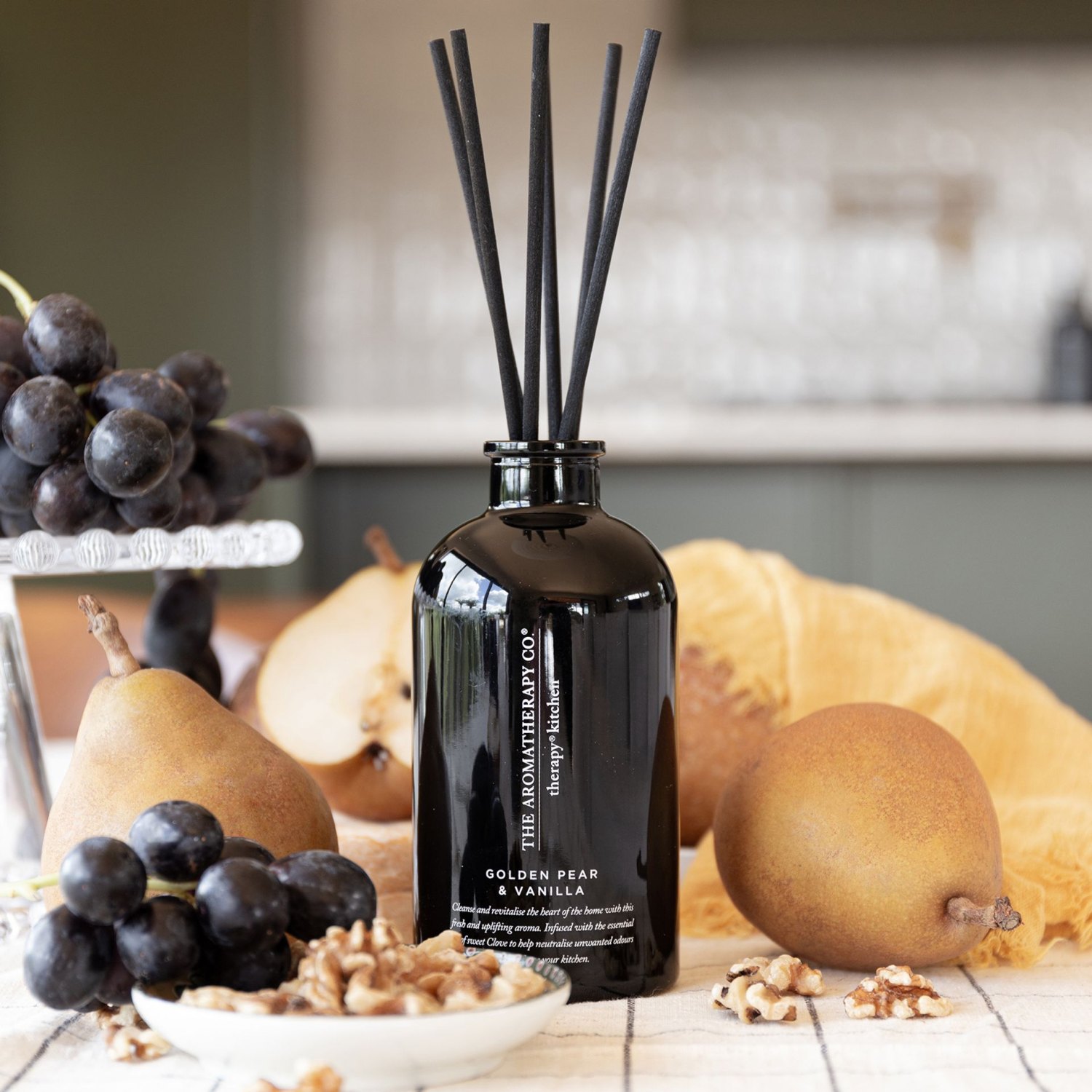 Therapy Kitchen Reed Diffuser – Golden Pear & Vanilla (250ml)2